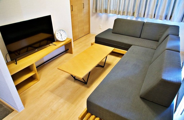 1LDK 4 minutes walk from Makishi station 5 mi / Naha Okinawa
