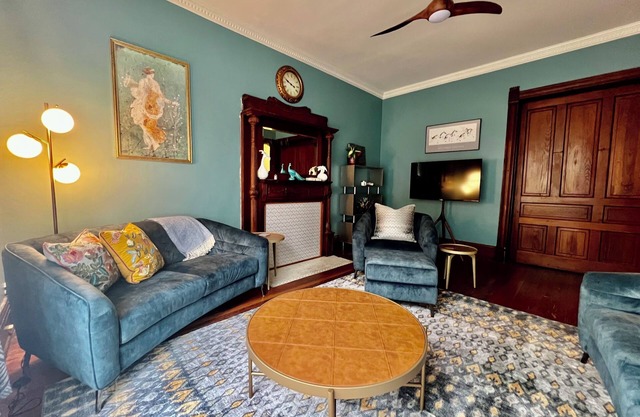 1st floor flat in historic Old Louisville mansion
