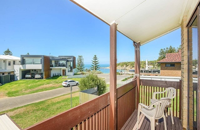 2/16 Strangways, Port Elliot