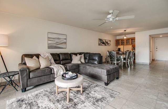 2 Bdrm Condo in Prime Old Town Scottsdale Location!