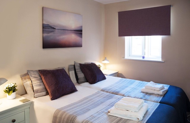 Appartement-Entreprise-Salle de bain-Vue sur la cour-2 Bedrooms Apartment