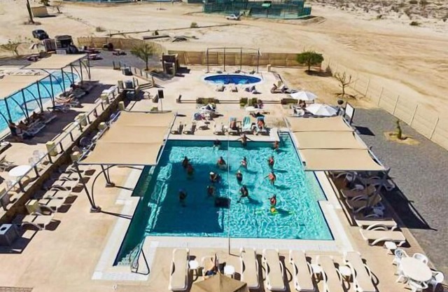 2 bed/2bath - family vacation home in beach resort