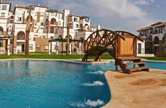 Appartement à 2 lits près de la plage avec piscines et spa, climatisation et Wi-Fi