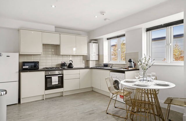 2 Bed Apt|Leisure|Families|Uxbridge