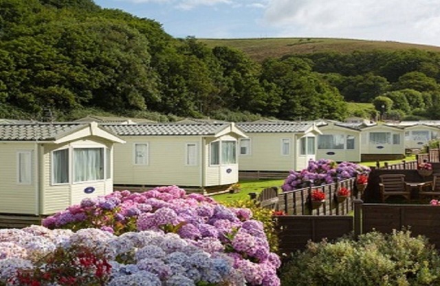 Caravane de 2 chambres, côte sud du Devon nr Plymouth, à 200 m de la plage + piscine intérieure chauffée