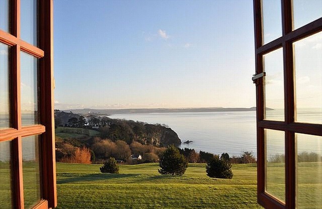 Propriété 2 Cornish Bed avec vue imprenable sur la mer située sur le terrain de golf de Porthpean