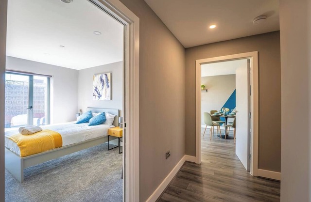 2-Bed Flat at Monarchs Quay, Liverpool Waterfront