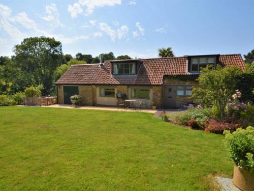 2 Bed in Beaminster 63136