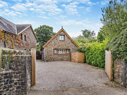 2 Bed in Gower 95129