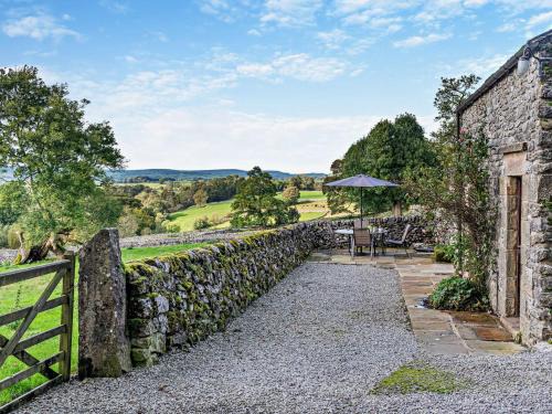 2 Bed in Hartington 54216