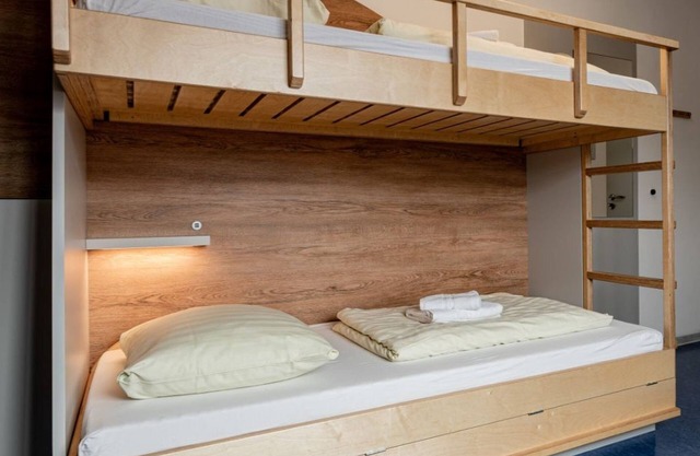 2-bed room with shower room