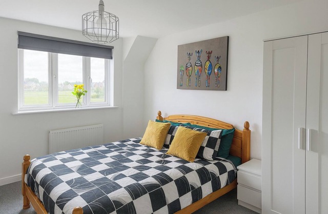 Charming 2-Bed Apartment in Didcot, near Oxford