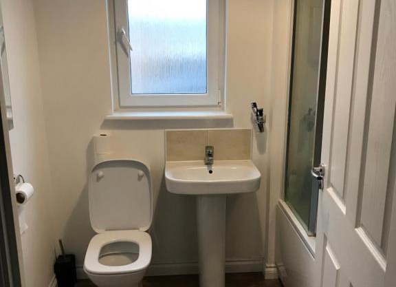 2 bed spacious