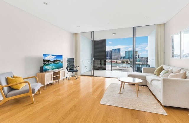 2 bed unit with river view