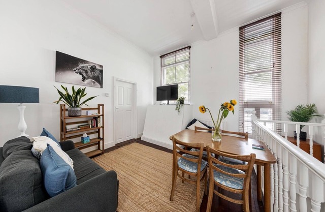 2 bedroom -1.5 bathroom - East London Pub conversion.