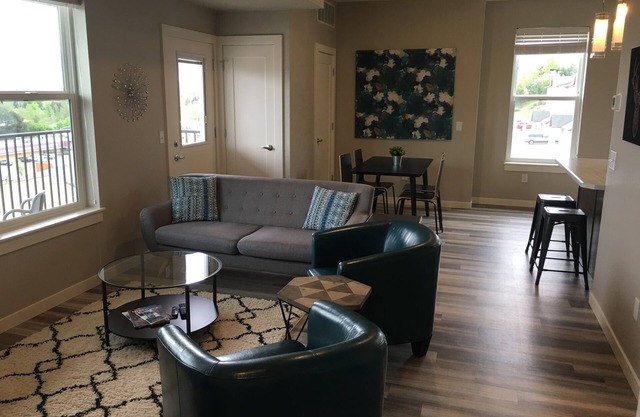 2 chambres + 1 appartement de bain avec une vue imprenable!