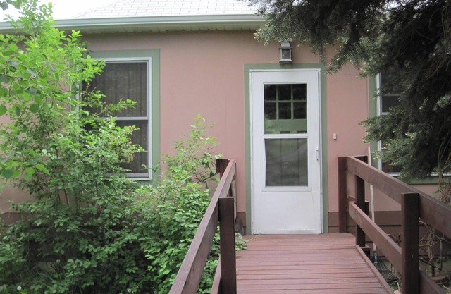 2 chambres, 2 salles de bain, 1/2 maison en ville Wild Western