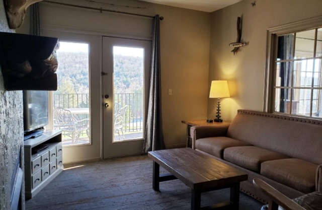 2 bedroom 2 bath concierge Villa at big cedar lodge perfect for the adventurer