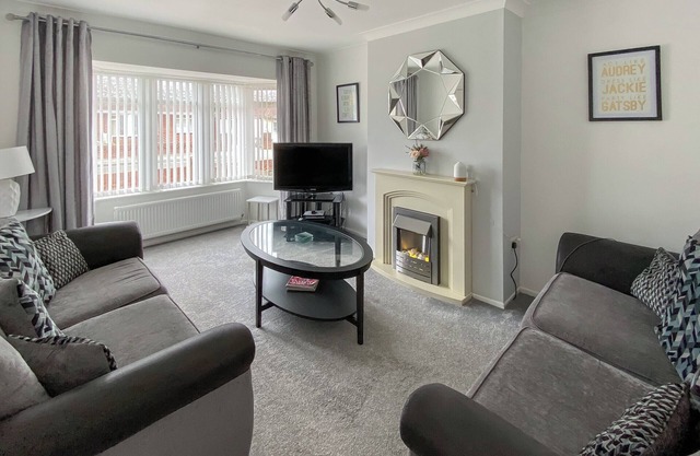 2 bedroom accommodation in Thornton-Cleveleys