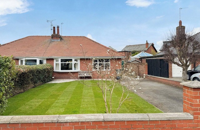 2 bedroom accommodation in Ansdell, near Lytham St Annes