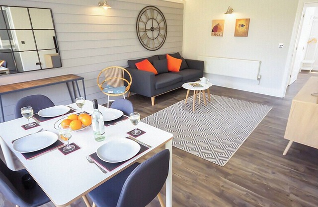 2 bedroom accommodation in Rookley Village
