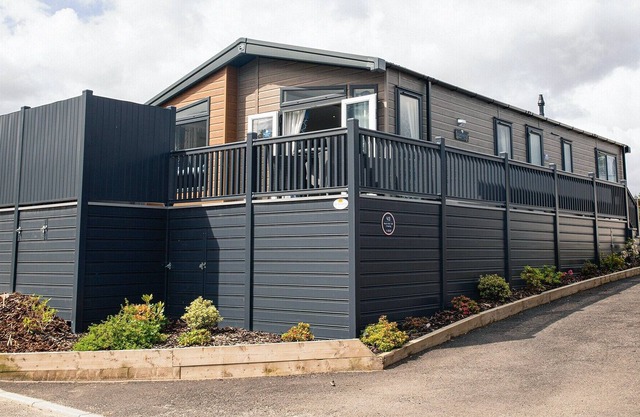 2 bedroom accommodation in Camaghael, Fort William