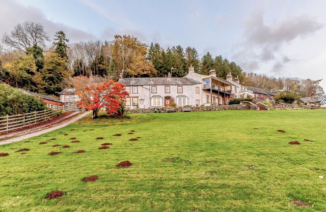 A spacious ground floor apartment with open plan living space, two bedrooms and lovely views.