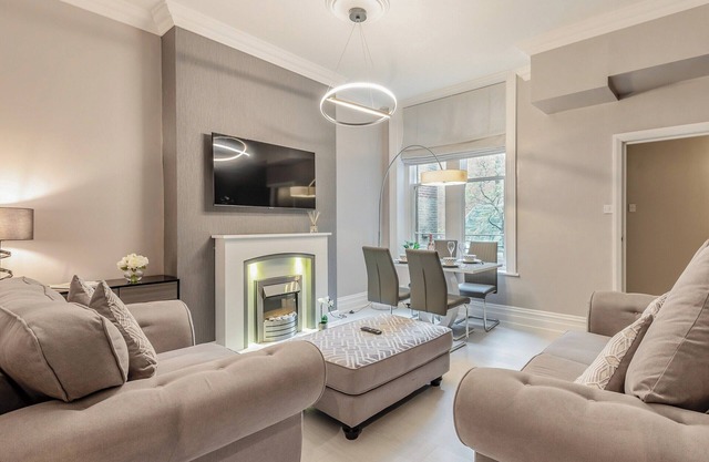 2 bedroom accommodation in Bournemouth
