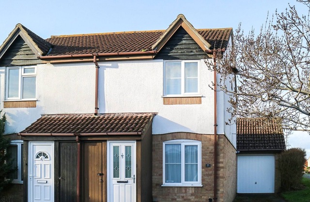 2 bedroom accommodation in Bournemouth