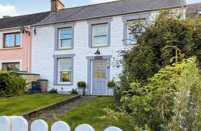 Picked for its superb location just a few minutes walk to the beach and restaurants.