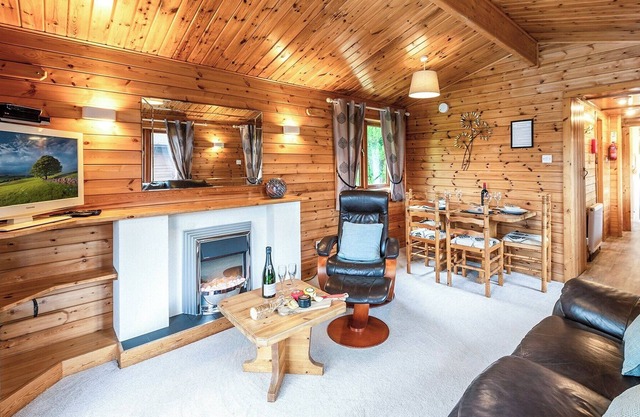 2 bedroom accommodation in Hopton Heath, Craven Arms