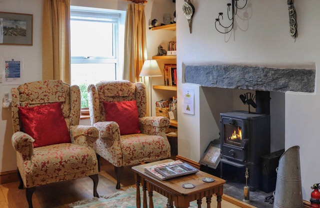 A charming cottage in Dolwyddelan, a short walk from the local pub and convenience store.