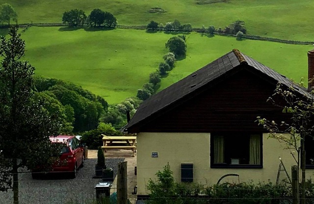 2 bedroom accommodation in Machynlleth