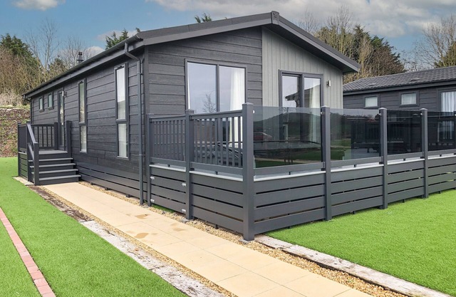 2 bedroom accommodation in Edingworth