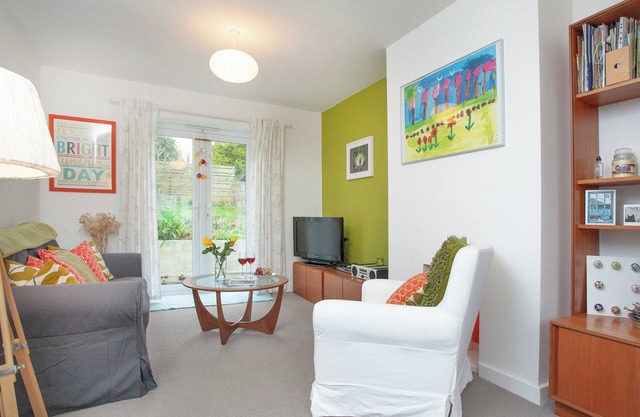 2 bedroom accommodation in Malborough