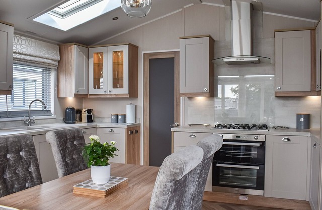 2 bedroom accommodation in Saxmundham