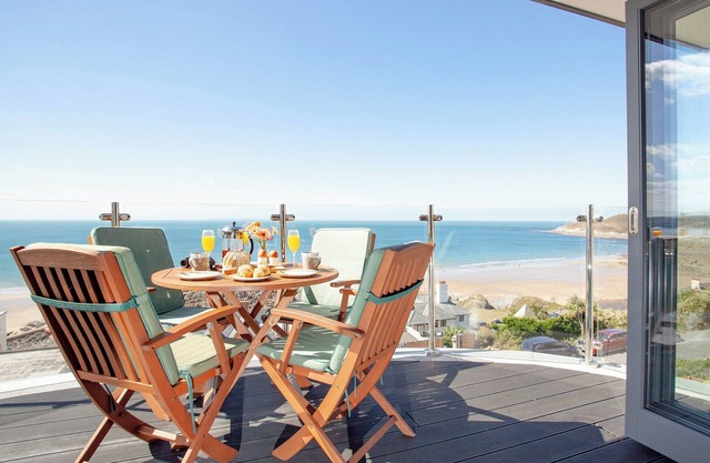 2 bedroom accommodation in Woolacombe