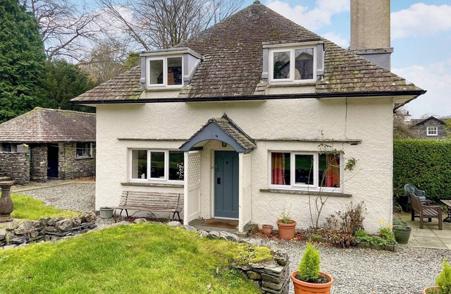 2 bedroom accommodation in Sawrey, near Ambleside