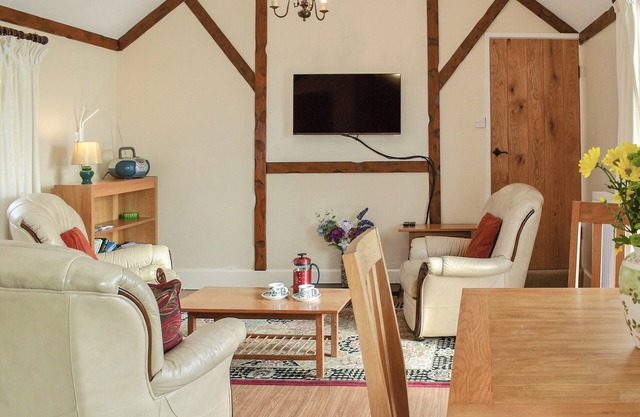 2 bedroom accommodation in Criccieth
