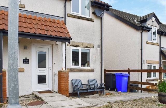 2 bedroom accommodation in Seahouses