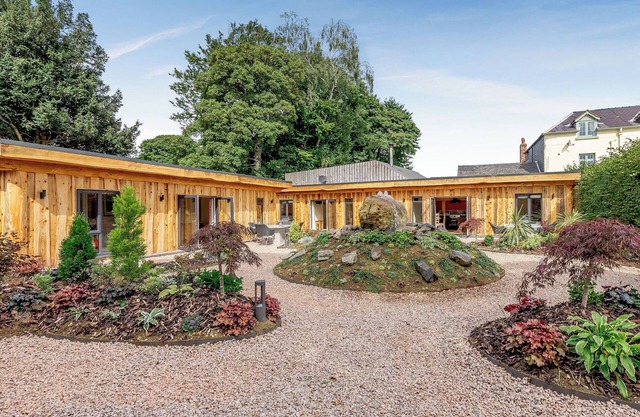 2 bedroom accommodation in Llagadfan, Welshpool