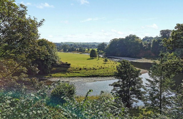 2 bedroom accommodation in Canonbie