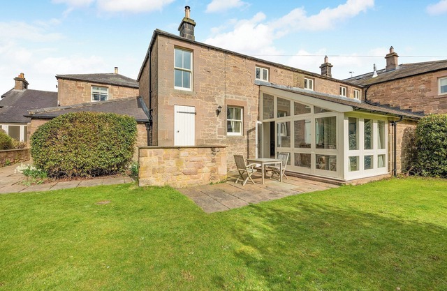 2 bedroom accommodation in Doxford, near Embleton