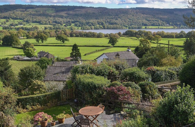 2 bedroom accommodation in Coniston