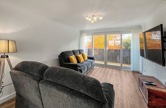 2 bedroom accommodation in Dumfries