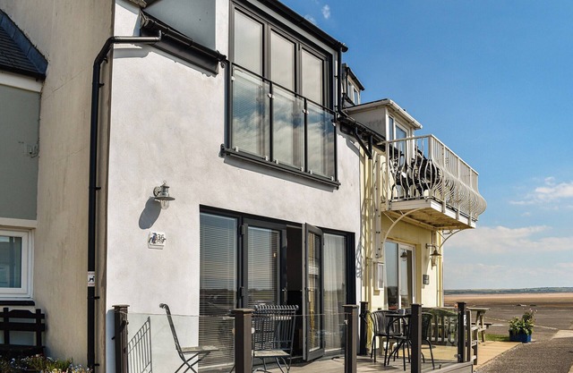 2 bedroom accommodation in Haverigg