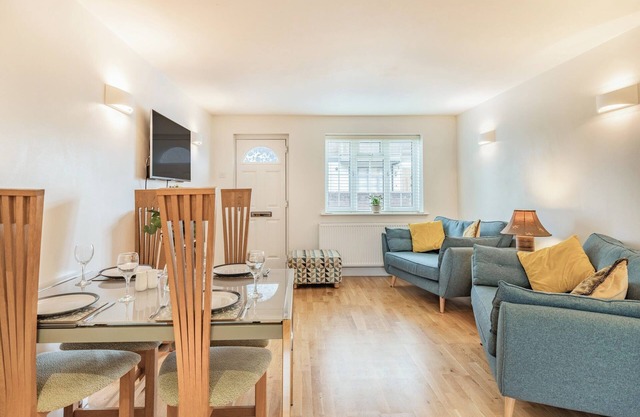 2 bedroom accommodation in Ringwood