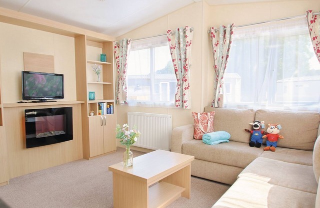2 bedroom accommodation in St. Leonards, Ringwood