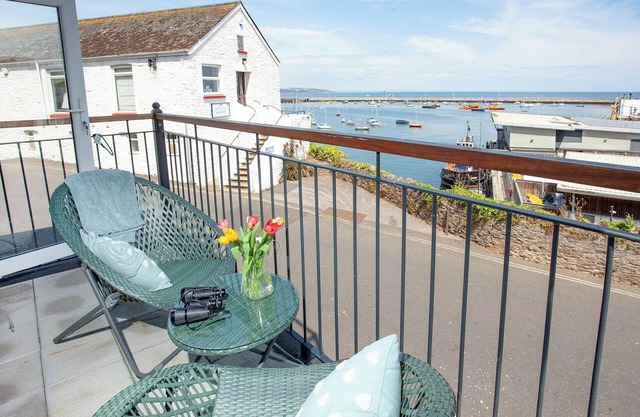 2 bedroom accommodation in Brixham