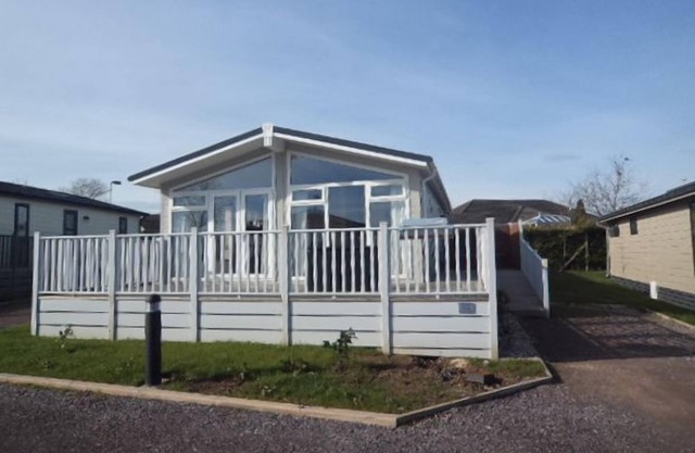 2 bedroom accommodation in Honiton